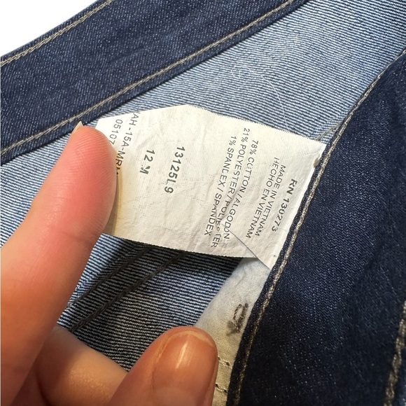 👖‎ Riders by Lee Women’s Dark Blue Denim Capri Jeans Size 12 👖 - Picture 4 of 5